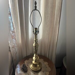 Vintage Stiffel Brass Lamp with Harp and Finial 29 inches